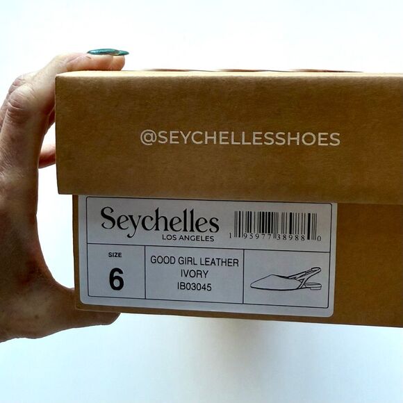 NWT Seychelles “good girl” leather sling back flat in ivory size 6 - Picture 10 of 11